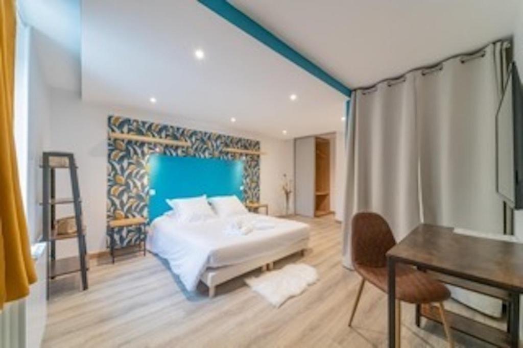 Cote Cour, 3 Chambres, Terrasses, Jardin Prive Avec Terrain De Petanque, Cave Voutee Corgoloin Bagian luar foto